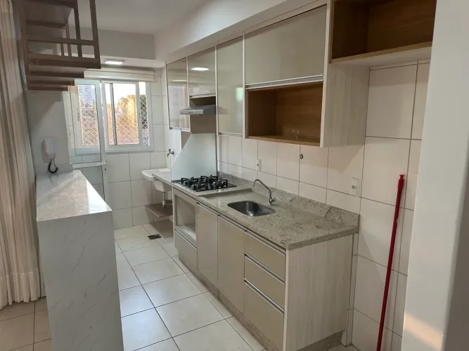 Alugo apartamento de 2Q 1 suíte viva mais parque cascavel