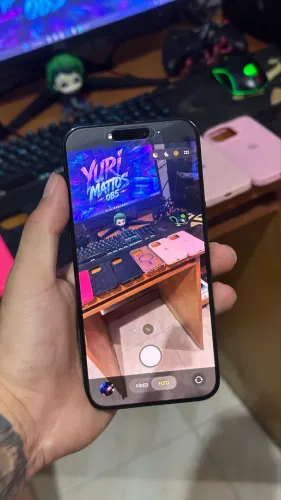 iPhone 15 pro Max sem nenhuma marca de uso 