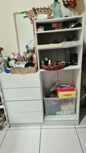 CÔMODA BRANCA USADA