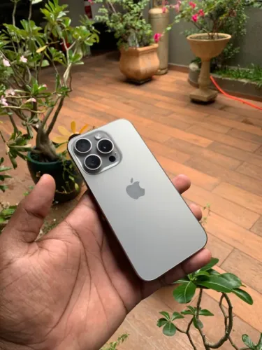 IPHONE 15 PRO