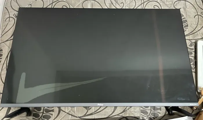 TV Philco 43 polegadas com defeito na tela