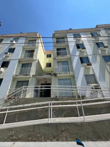 EVORA VENDE APARTAMENTO VIA PARQUE 
