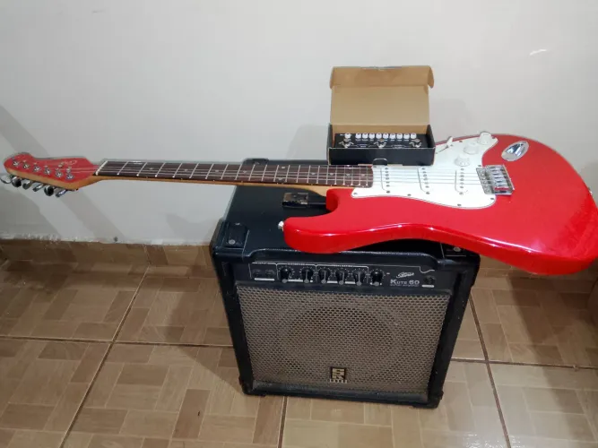 Guitarra Condor- Cubo SR- Pedal Cube Baby