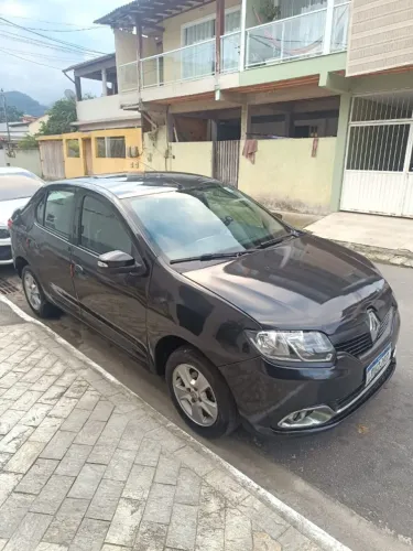 Renault Logan Dynamique Hi-flex 1.6 8V 4P 2015