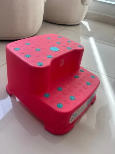 Escadinha / banquinho infantil 