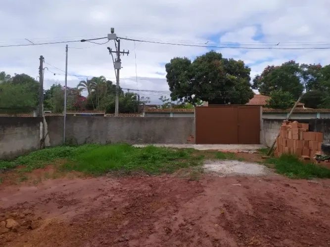 Vendo ou troco Terreno 12x30 Em Práia de Mauá Com Escritura