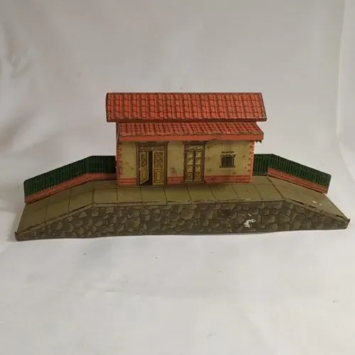 Brinquedo Antigo - Ferromodelismo - Estação de Trem em Lata - Metalma