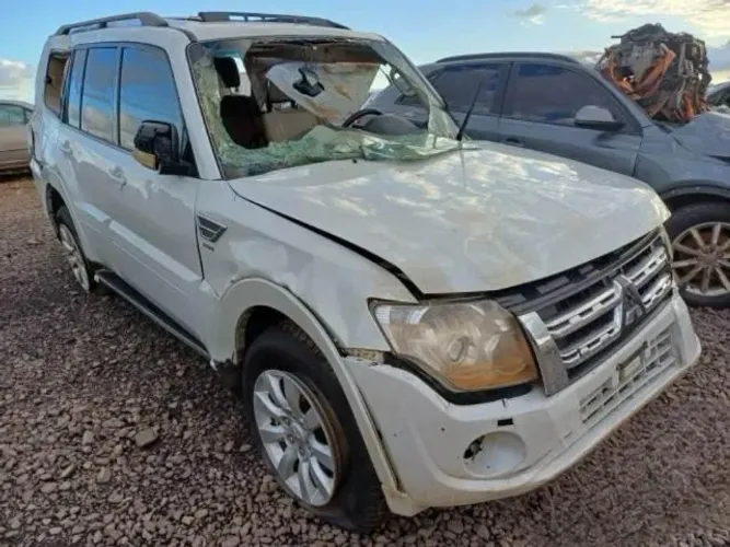 Sucata para Retirada De Peças Pajero Full 3.2 2014