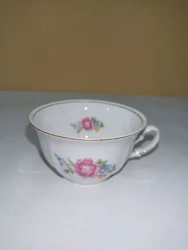 Xícara de chá porcelana Mauá 