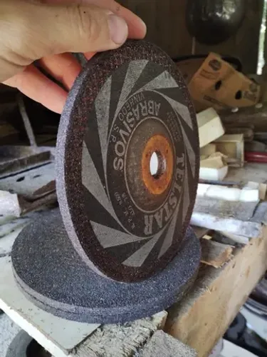 Disco para desbaste de esmerilhadeira tenho em quantidade