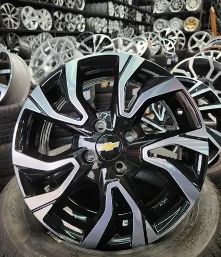 Jogo de rodas Novo Onix aro 15 4x100