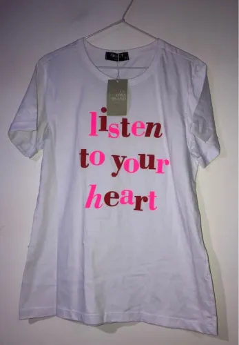 Camiseta feminina tam M Fancy Shop