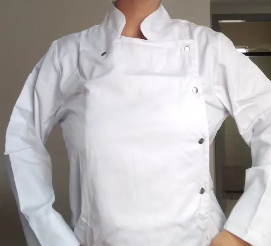 Dólmã manga longa, botoadura de metal, 100% algodão. Feminino veste p/m