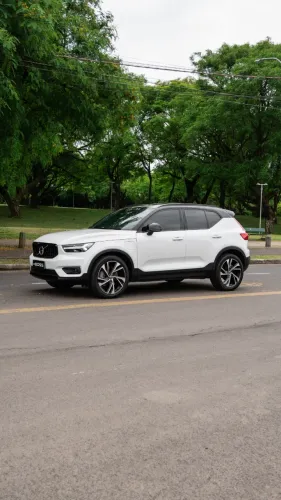 Volvo XC40 XC 40 T-5 Híbrido R-design 1.5 262cv FWD 2021