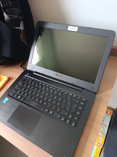 Notebook Asus - i5 5ª Geração