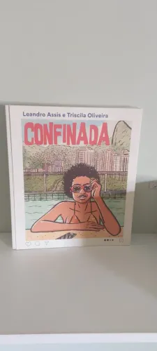 HQ Confinada - Leandro Assis e Triscila Oliveira - Ed. Todavia