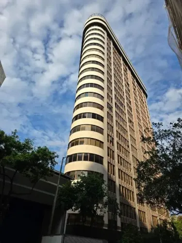Sala Comercial à Venda no Centro-Sul, BH 151 m², alugada R$ 4.900,00