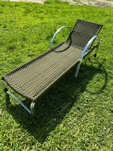 ESPREGUIÇADEIRA VIENA