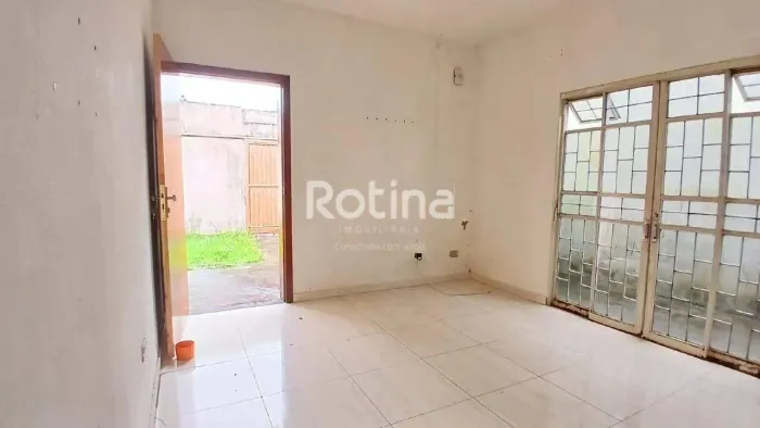 Casa à venda, 6 quartos, Alto Umuarama - Uberlândia/MG - Rotina Imobiliária