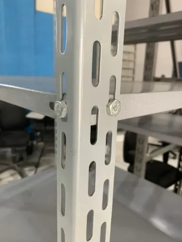 Coluna de Aço Pesada L3