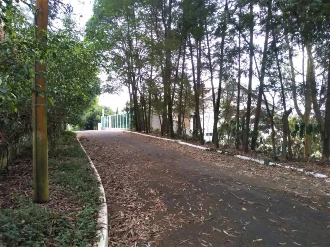 Terreno à venda, 3949 m² por R$ 2.500.000,00 - Granja Viana - Carapicuíba/SP