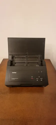 Scanner Brother ImageCenter ADS-2000e - Alta performance