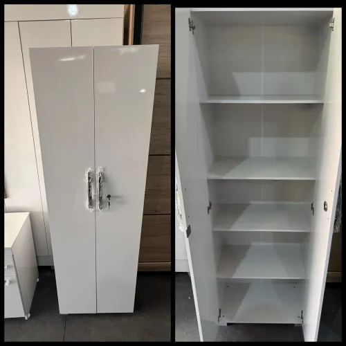 Armário com chave - 2 portas 