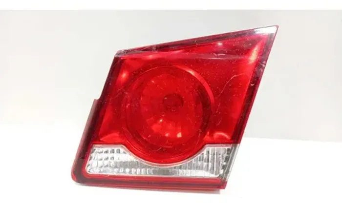 Lanterna Tampa Cruze Sedan 2012 2013 2014 2015 2016l/dir Direito/passageiro Vermelho