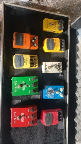 Pedais de Efeito para Guitarra - Variados