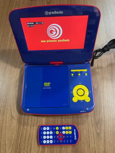 Meu Primeiro Gradiente DVD Portátil 