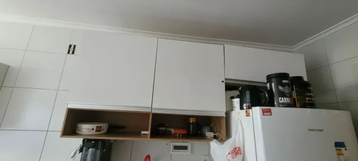 Vendo armário de parede para cozinha