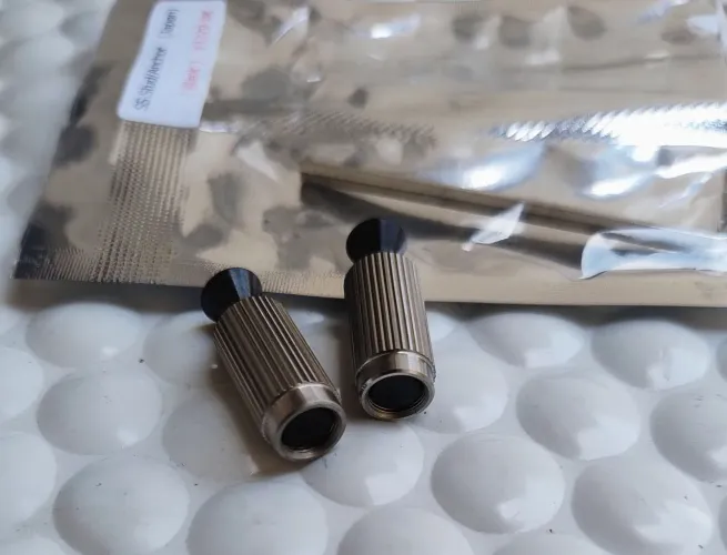 Par da Pivôs EM AÇO INOXIDÁVEL para ponte guitarra (NOVOS)