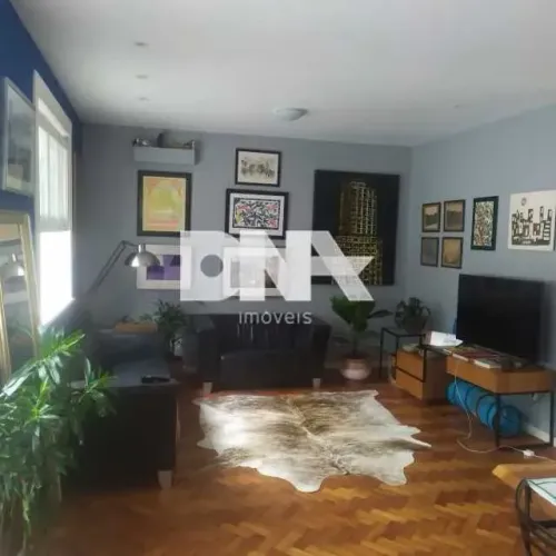 Apartamento - / Residencial / Leblon