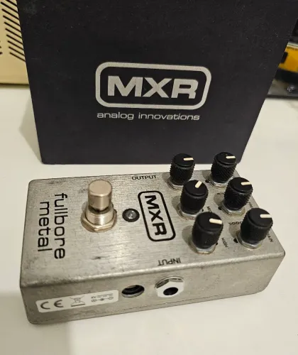 MXR Fullbore Metal - Pedal de Guitarra