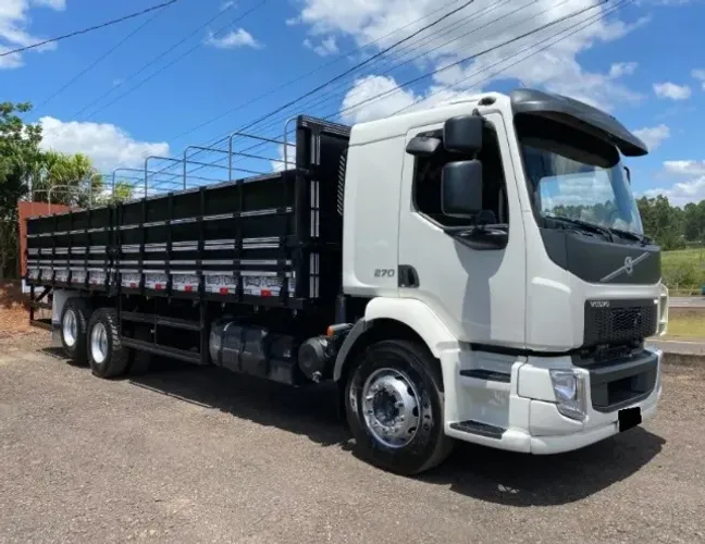 Volvo VM 270 2016 Carroceria, 