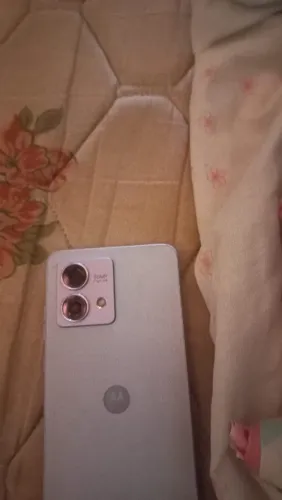 Moto g 84 5g 256gb vendo ou troco