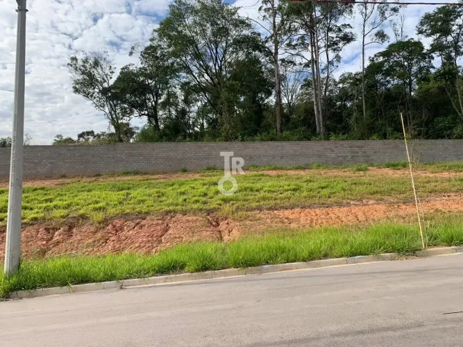 Terreno em Condomínio - Residencial - Pronto pra Construir