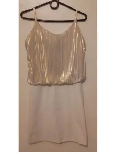 Vestido Clockhouse branco