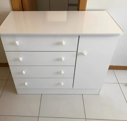 CÔMODA INFANTIL NOVA E MONTAGEM GRÁTIS 