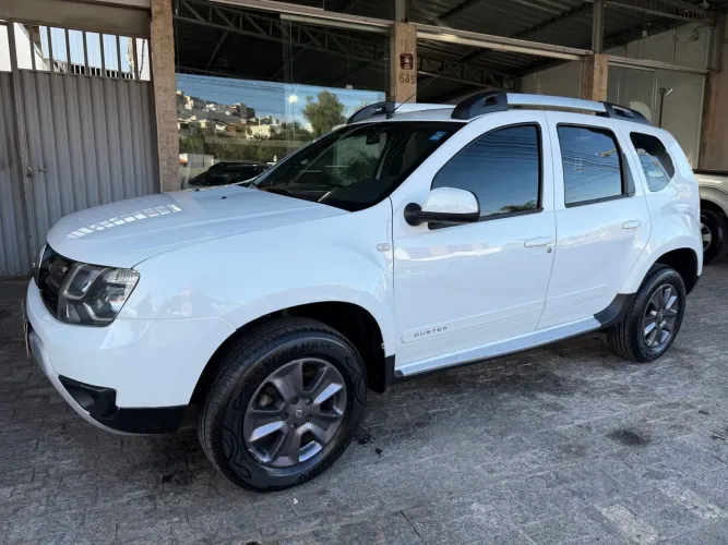 DUSTER DYNAMIQUE 1.6 COMPLETA 
