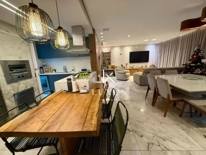 Apartamento à venda 3 quarts, 3 suítes, 180 m² por R$ 3.000.000 - Lourdes/ BH