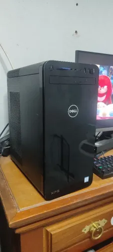 Desktop Dell XPS 8930 + monitor Samsung 28 + teclado e mouse