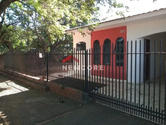 Sala comercial em Rua Pioneiro José Pedro Grandi - Parque das Grevíleas II parte - Maringá