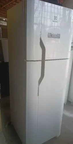 Vende-se geladeira Electrolux DFN41