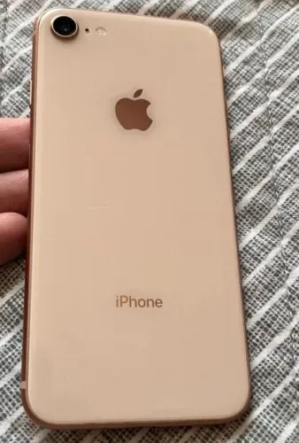 Vendo iPhone 8 , em ótima qualidades