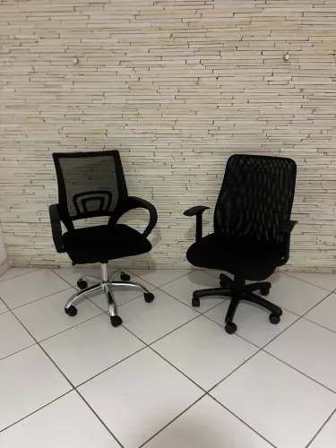 Kit 2x Cadeiras de Escritório Giratórias com Tela Mesh