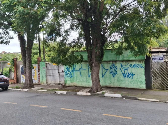 Terreno próximo ao e prefeitura c/ 832.00m². excelente localização.