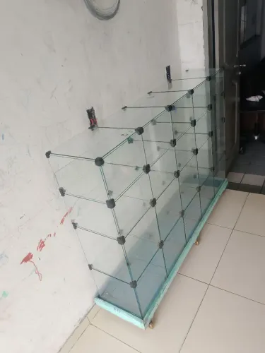 Expositor de vidro temperado 