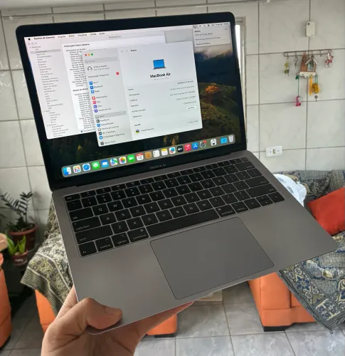 macbook air retina 2018