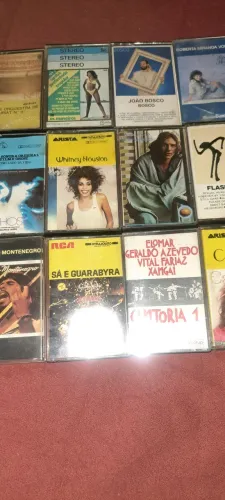 18 fitas cassete originais 20,00 cada.